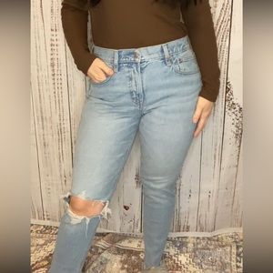 American Eagle 90’s Skinny Jeans